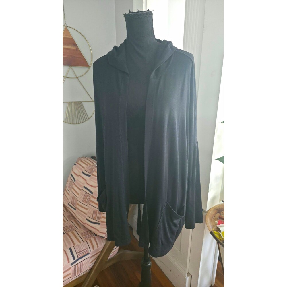 Isaac Mizrahi Live! Hoodie Women’s L Black Cape Hooded Kangaroo Pocket
